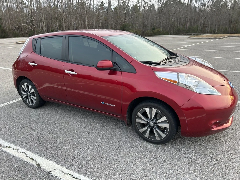 2015 Nissan Leaf - Image 7 of 14