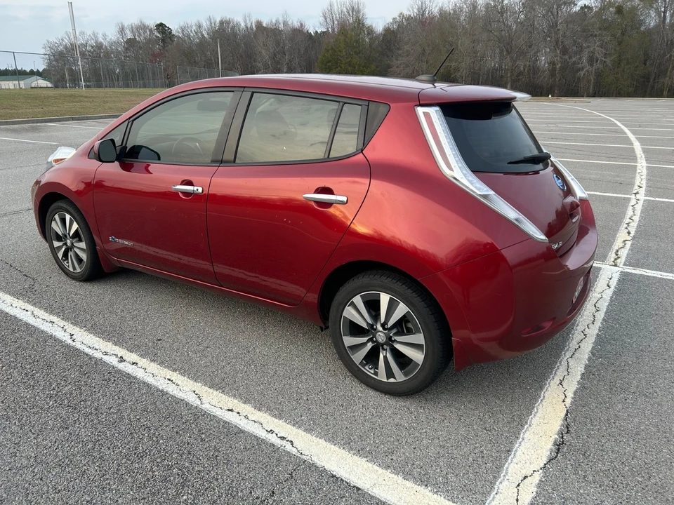 2015 Nissan Leaf - Image 5 of 14