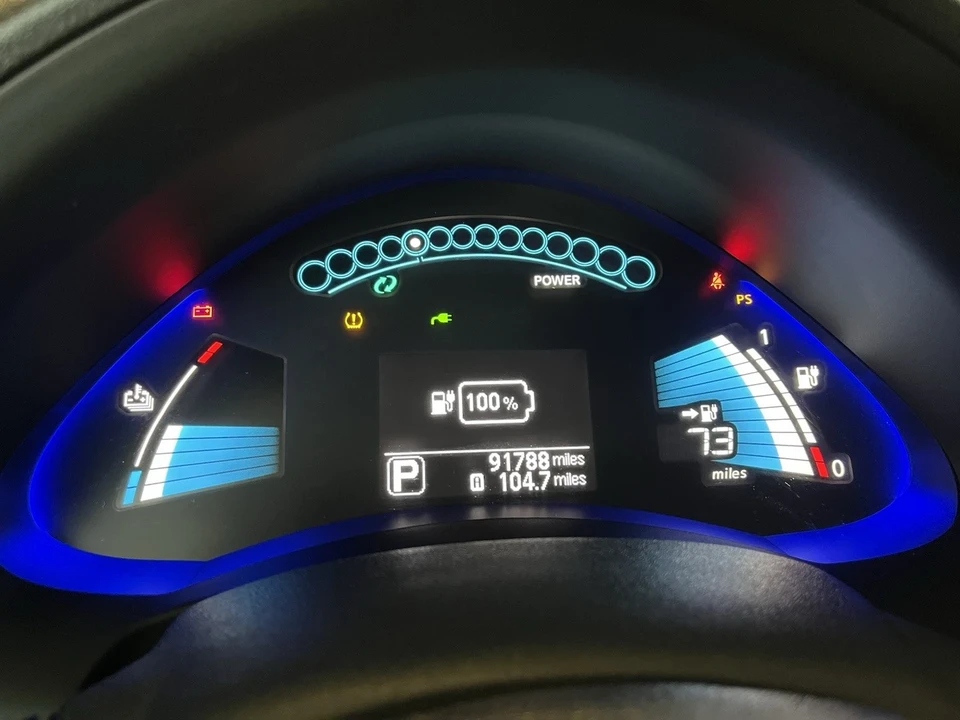 2015 Nissan Leaf - Image 8 of 13