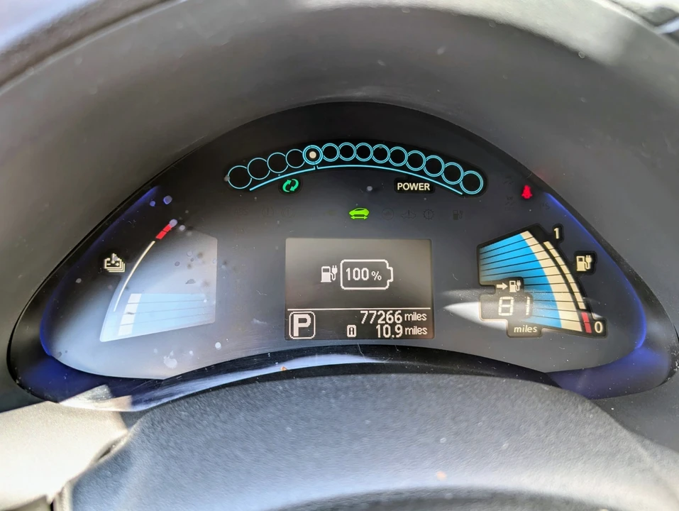 2015 Nissan Leaf - Image 16 of 16