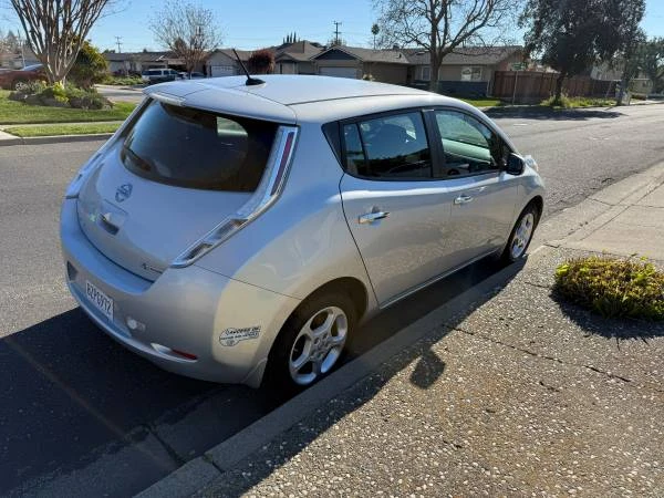 2015 Nissan Leaf - Image 5 of 14