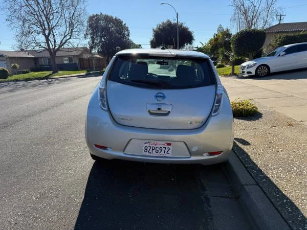 2015 Nissan Leaf - Image 4 of 14