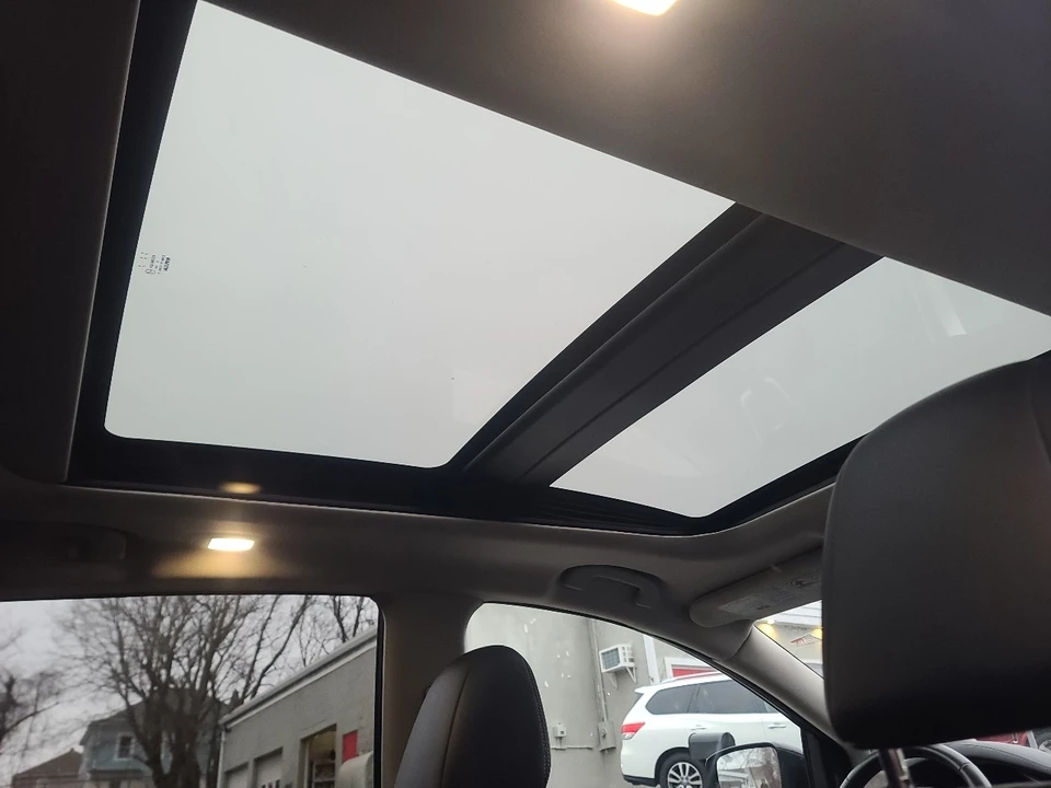 2015 Nissan Murano 3rd Gen - Image 15 of 21