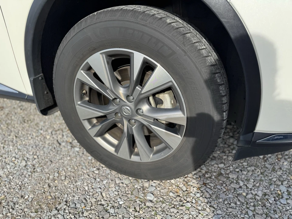2015 Nissan Murano 3rd Gen - Image 15 of 20