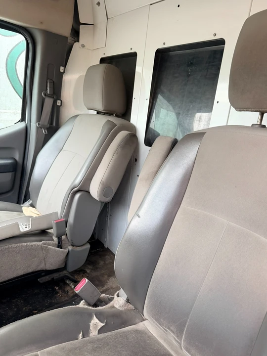 2015 Nissan NV2500 - Image 3 of 5