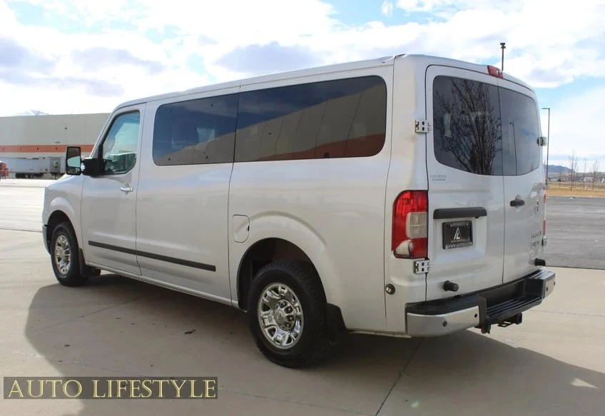 2015 Nissan NV3500 - Image 8 of 21