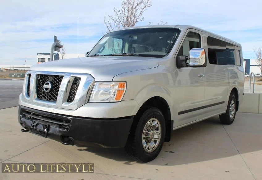 2015 Nissan NV3500 - Image 3 of 21