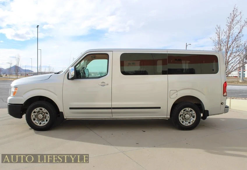 2015 Nissan NV3500 - Image 11 of 21