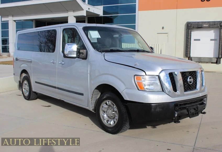2015 Nissan NV3500 - Image 4 of 21