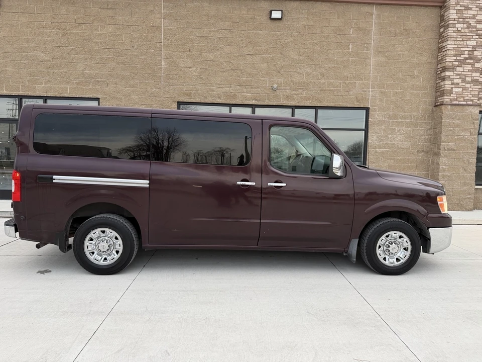 2015 Nissan NV3500 - Image 4 of 21