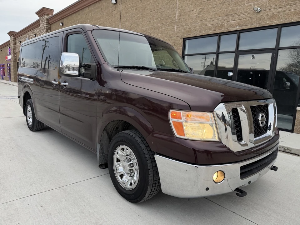 2015 Nissan NV3500 - Image 3 of 21