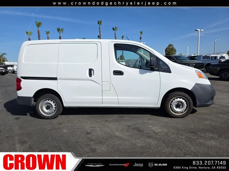2015 Nissan NV - Image 2 of 11