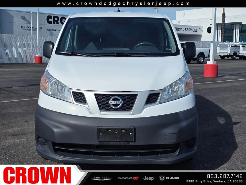 2015 Nissan NV - Image 8 of 11
