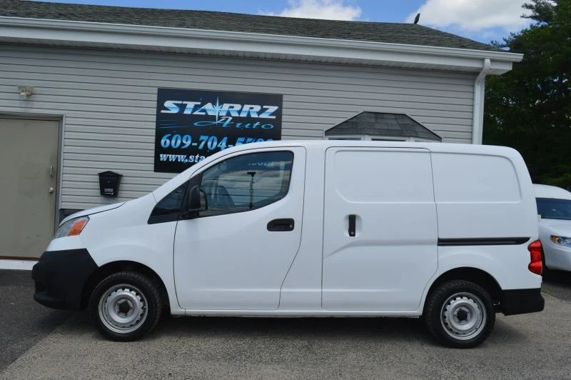 2015 Nissan NV - Image 2 of 12