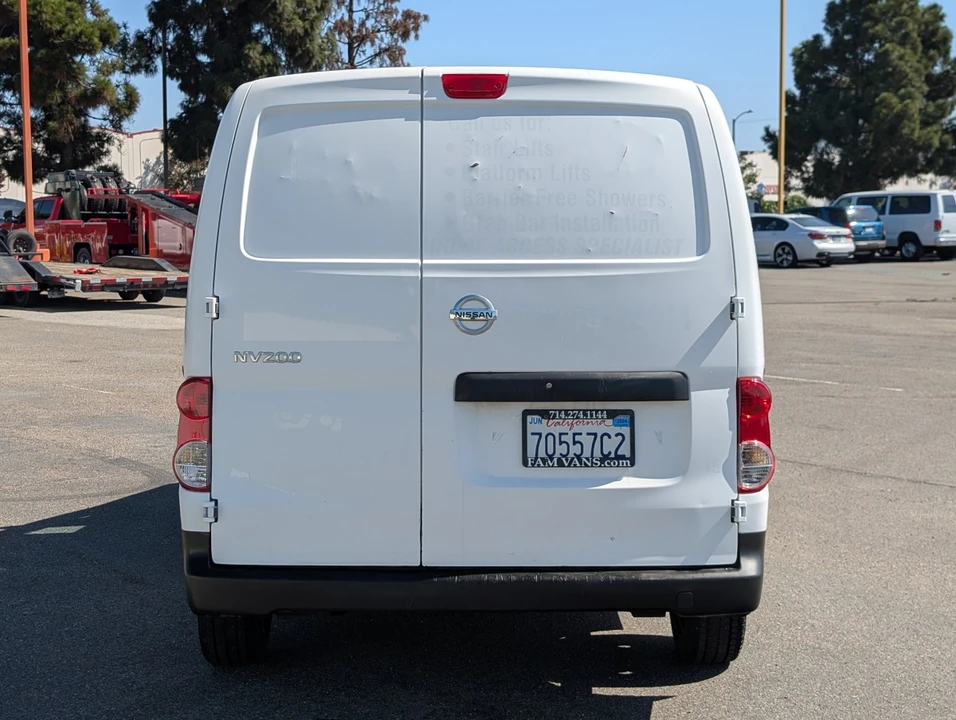 2015 Nissan NV - Image 6 of 12