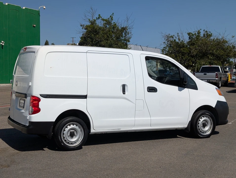 2015 Nissan NV - Image 7 of 12