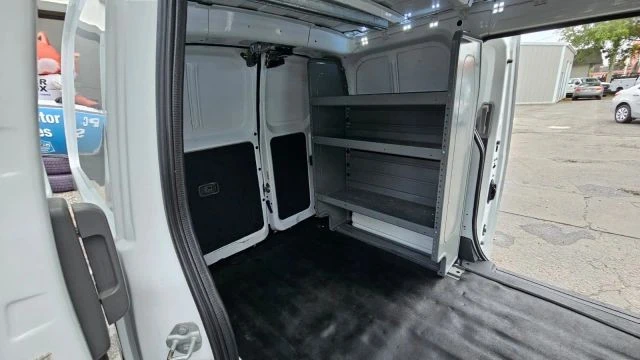 2015 Nissan NV - Image 16 of 21