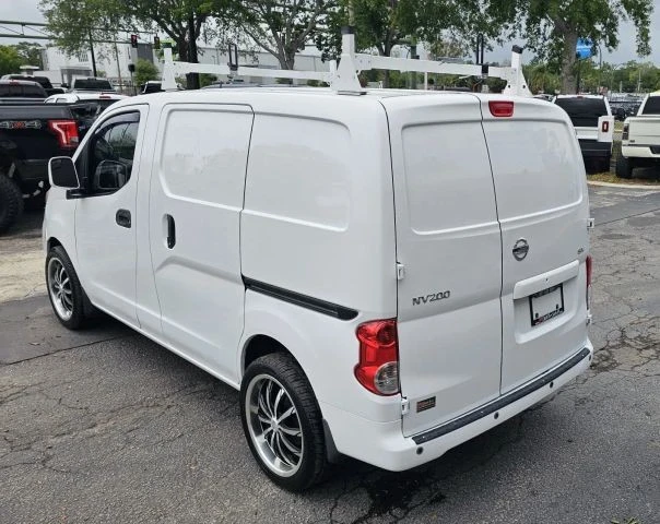 2015 Nissan NV - Image 8 of 21