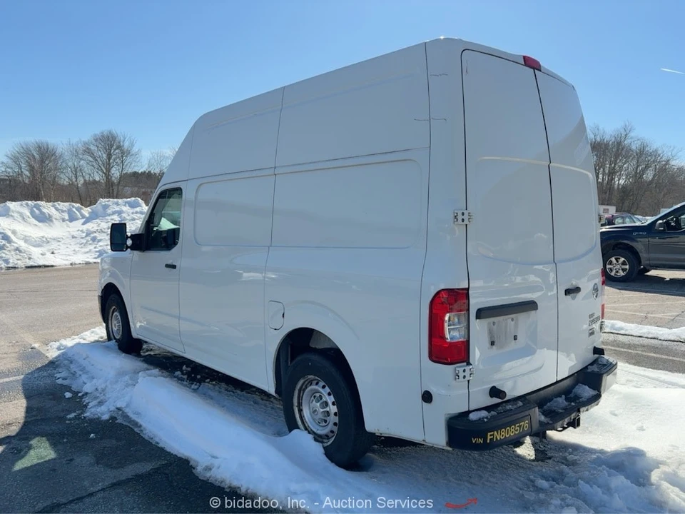 2015 Nissan NV3500 - Image 3 of 12