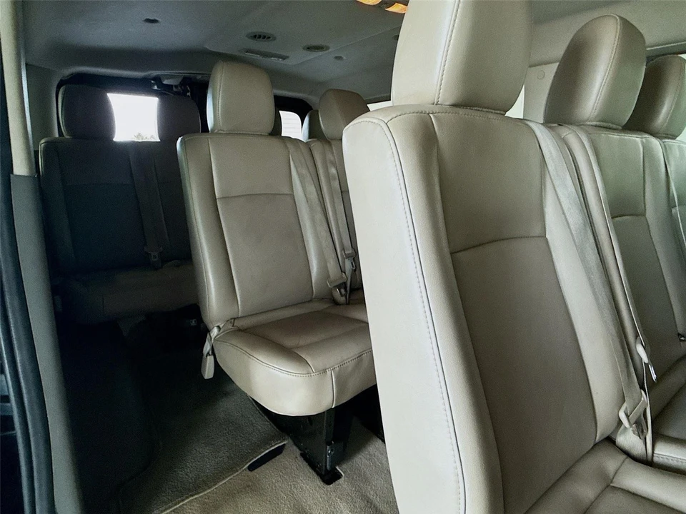 2015 Nissan NV3500 - Image 18 of 31