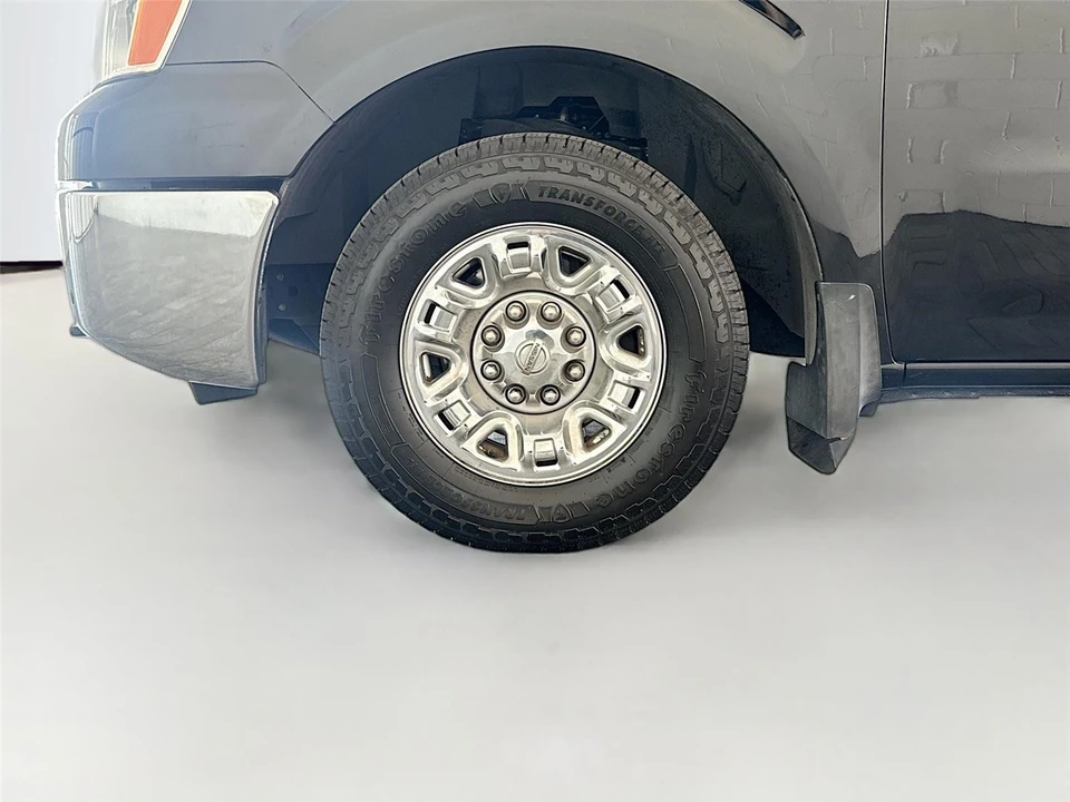 2015 Nissan NV3500 - Image 30 of 31