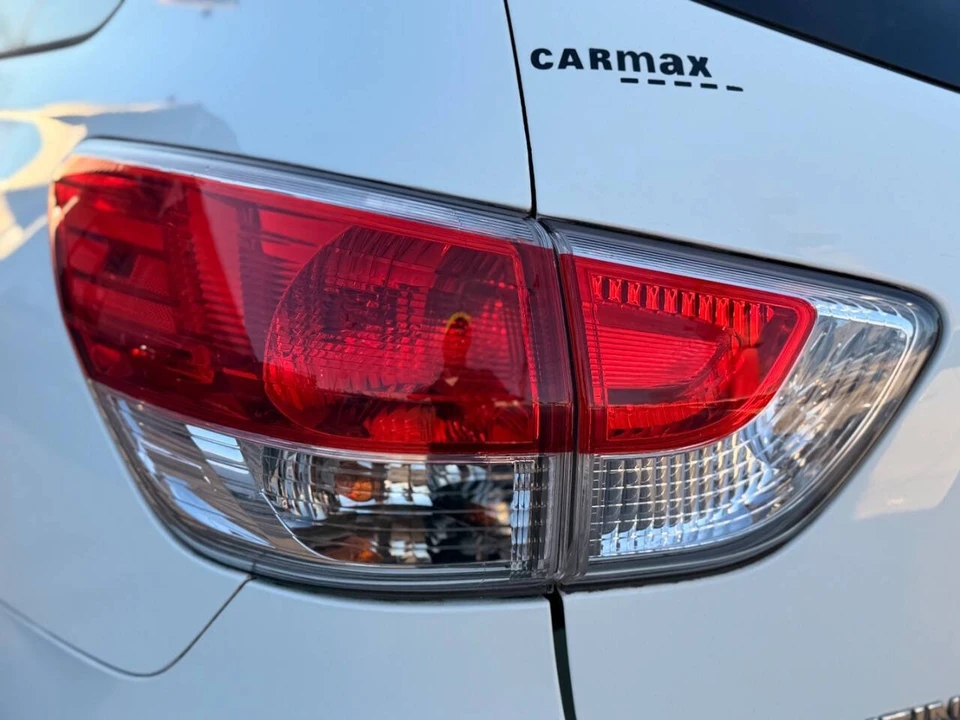 2015 Nissan Pathfinder 4th Gen - Image 9 of 14