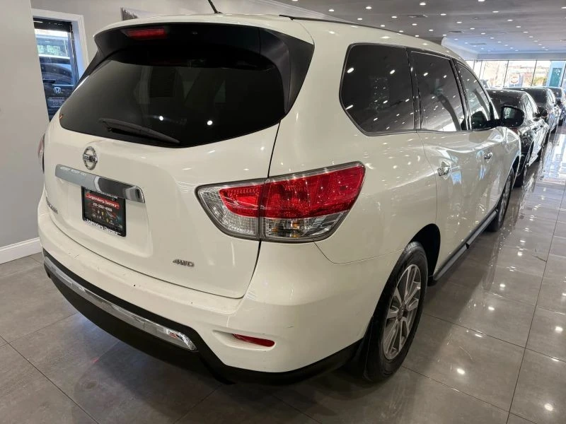 2015 Nissan Pathfinder 4th Gen - Image 5 of 12