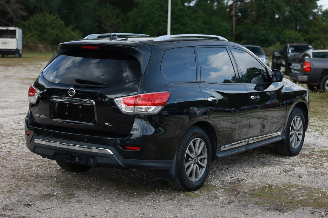2015 Nissan Pathfinder 4th Gen - Image 11 of 21