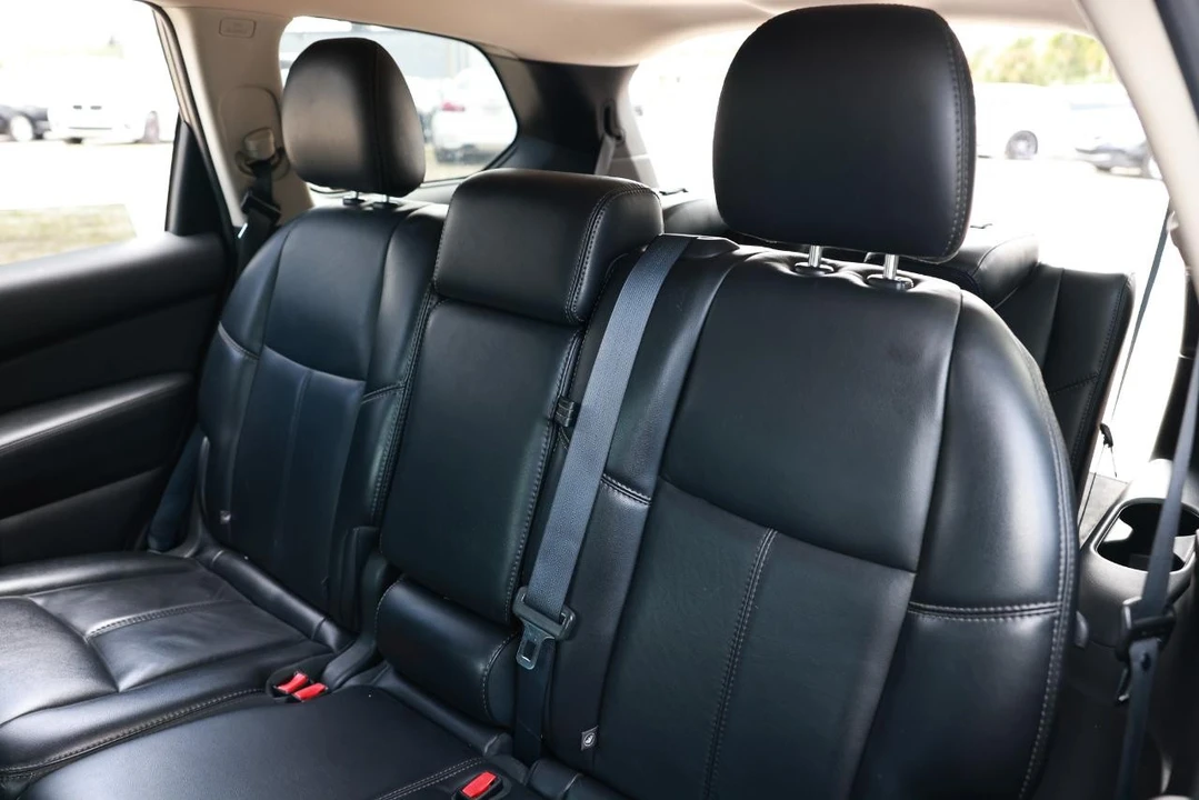 2015 Nissan Pathfinder 4th Gen - Image 8 of 21