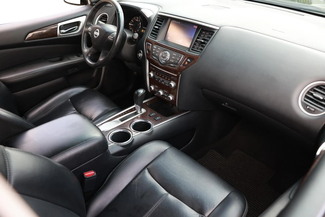 2015 Nissan Pathfinder 4th Gen - Image 18 of 21