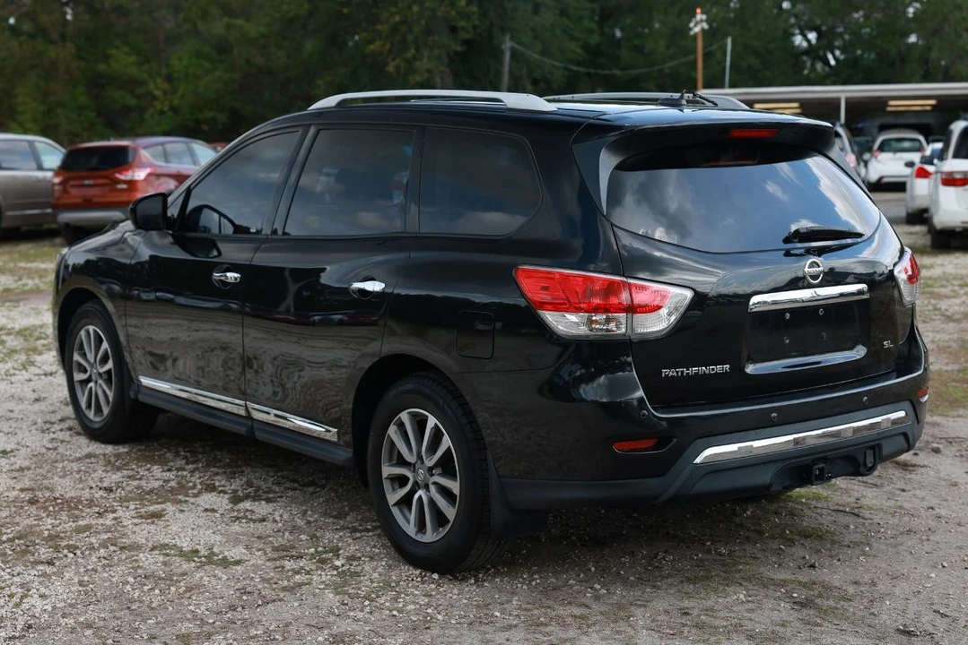 2015 Nissan Pathfinder 4th Gen - Image 5 of 21