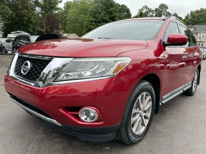 2015 Nissan Pathfinder 4th Gen - Image 3 of 12
