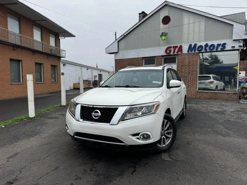 2015 Nissan Pathfinder 4th Gen - Image 3 of 12
