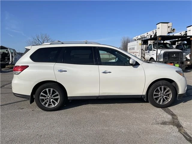 2015 Nissan Pathfinder 4th Gen - Image 10 of 21