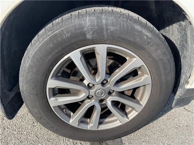 2015 Nissan Pathfinder 4th Gen - Image 11 of 21