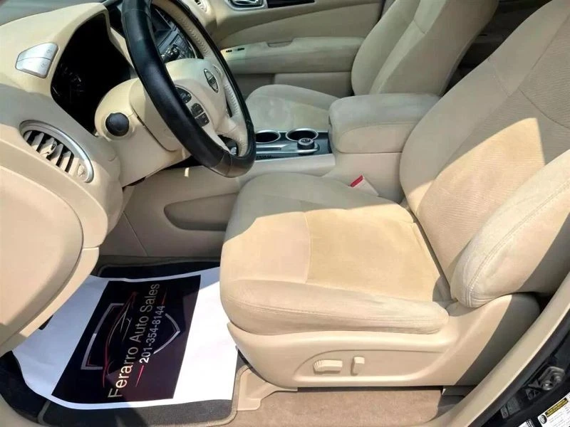2015 Nissan Pathfinder 4th Gen - Image 11 of 12