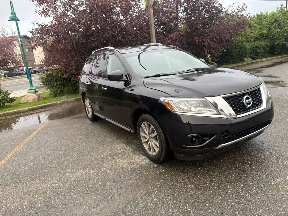 2015 Nissan Pathfinder 4th Gen - Image 3 of 20