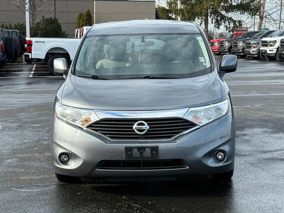 2015 Nissan Quest - Image 8 of 12