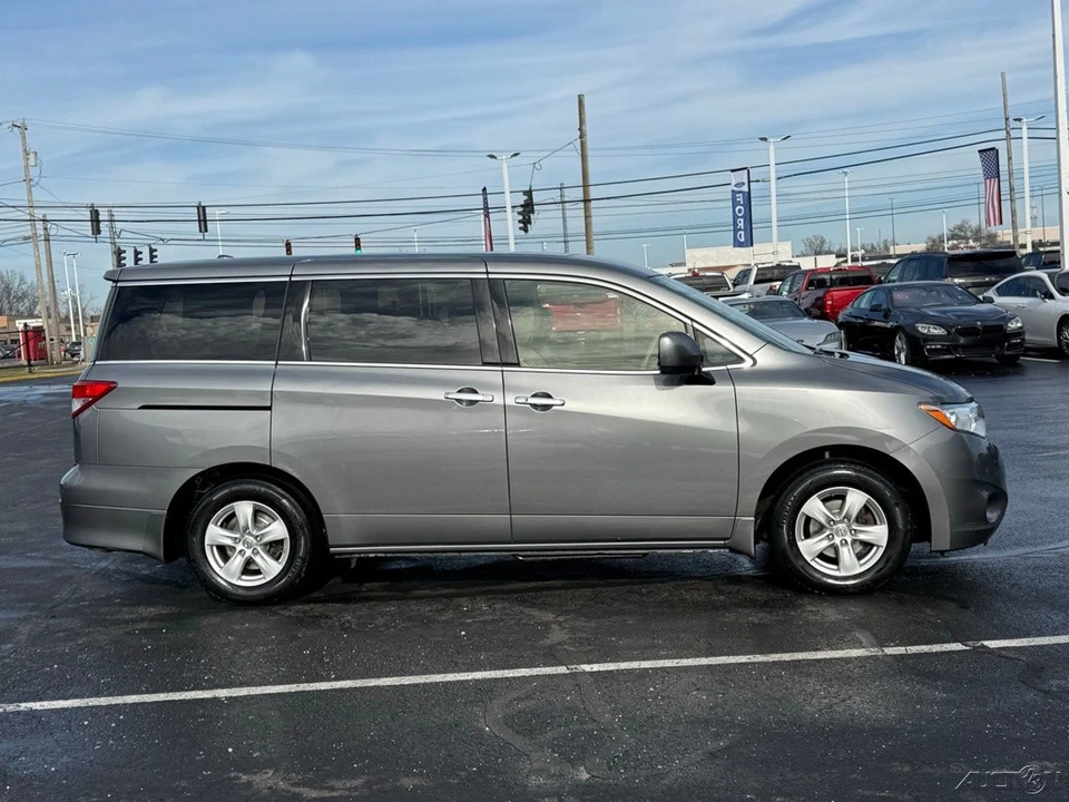 2015 Nissan Quest - Image 2 of 12