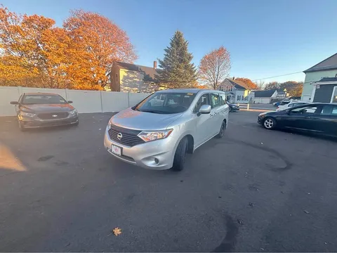 2015 Nissan Quest LE Minivan 4D