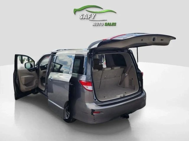 2015 Nissan Quest - Image 10 of 21