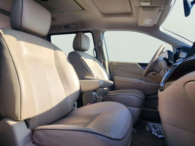 2015 Nissan Quest - Image 12 of 21