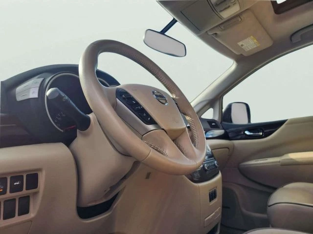 2015 Nissan Quest - Image 17 of 21