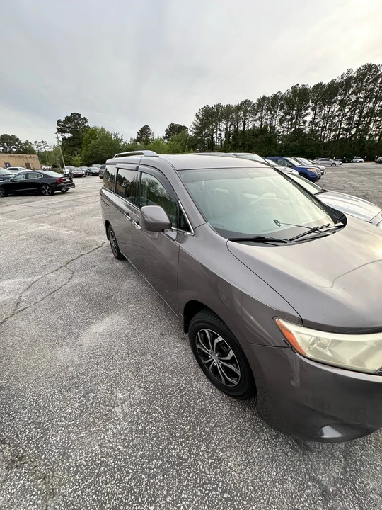 2015 Nissan Quest - Image 3 of 19