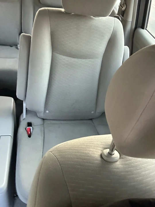 2015 Nissan Quest - Image 12 of 19