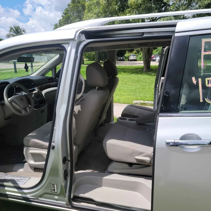 2015 Nissan Quest - Image 4 of 6
