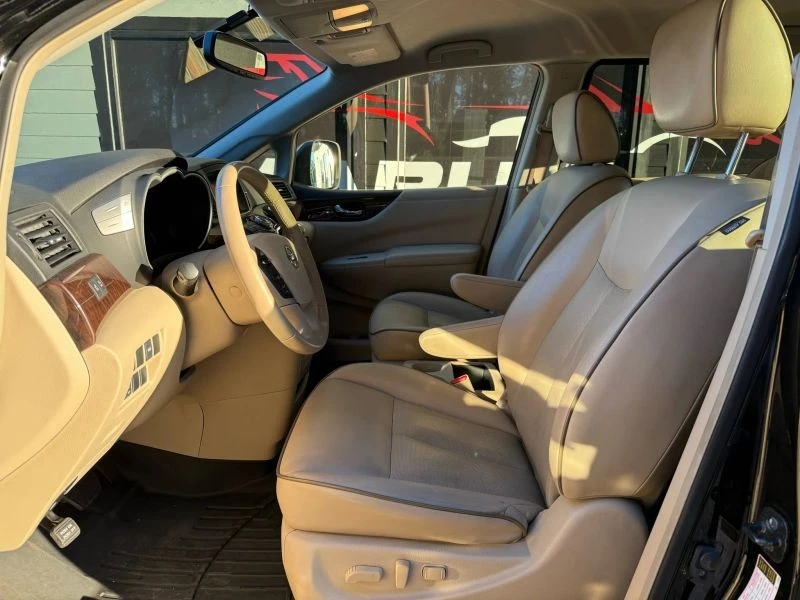 2015 Nissan Quest - Image 11 of 12