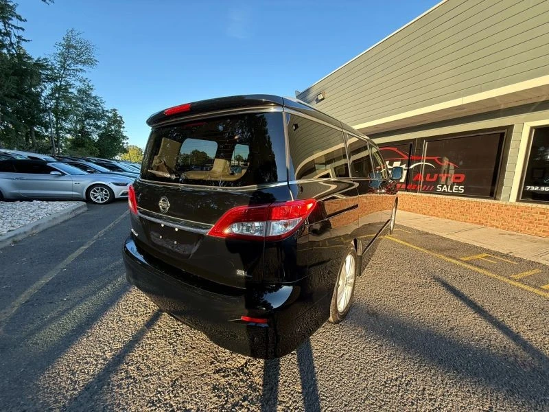 2015 Nissan Quest - Image 6 of 12