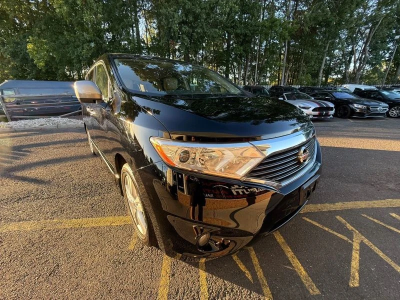 2015 Nissan Quest - Image 8 of 12