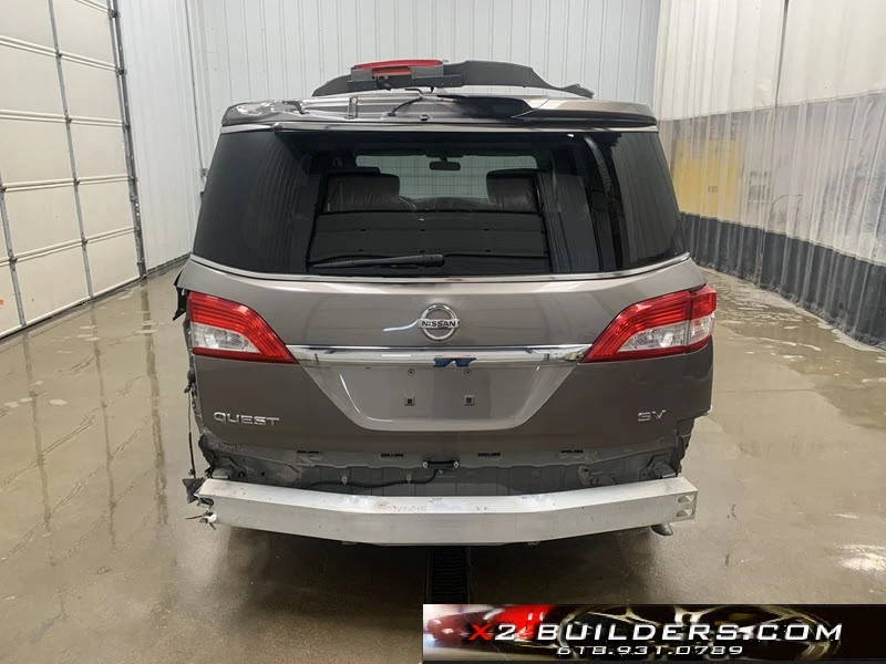 2015 Nissan Quest - Image 5 of 21